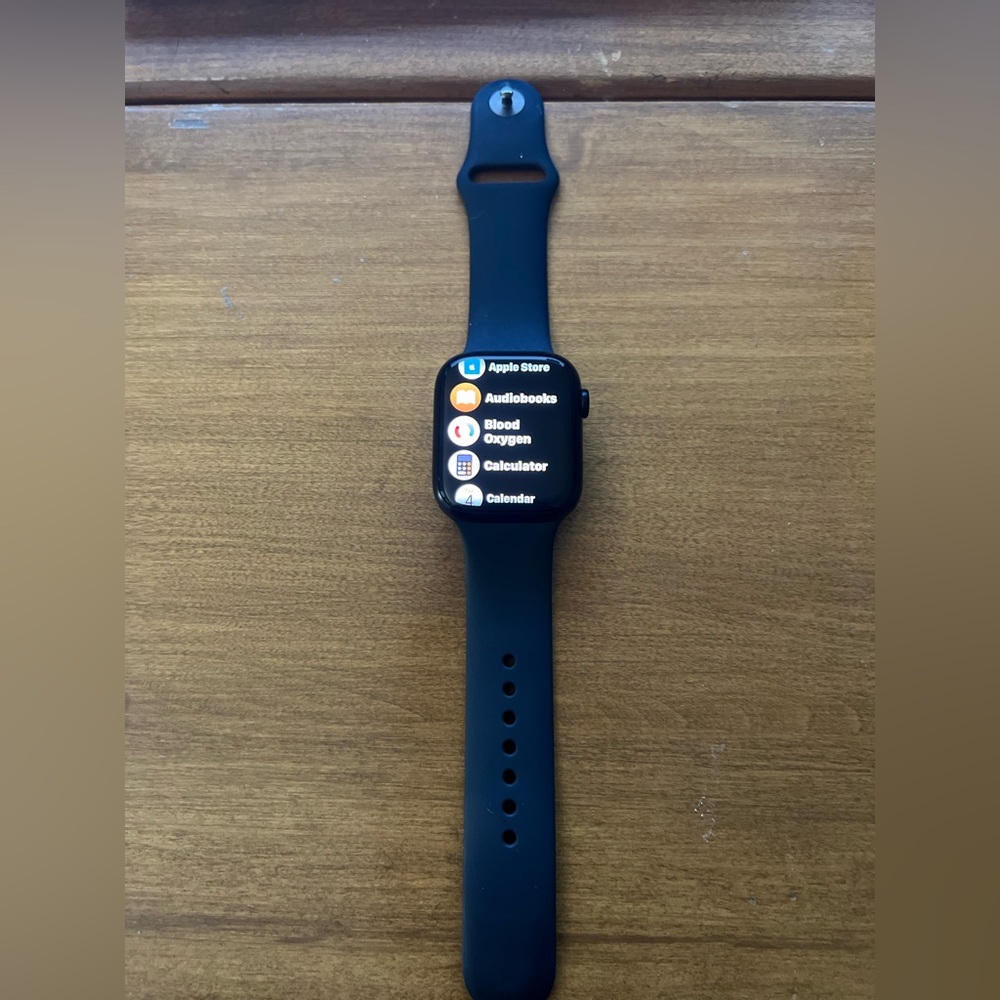 Apple Watch Series 7 GPS+Cellular with charger